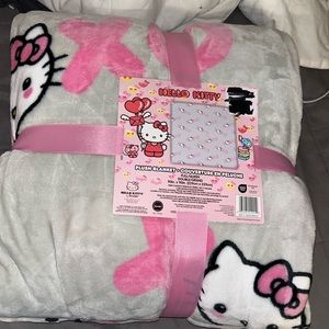 Twin Xo Hello Kitty Blanket